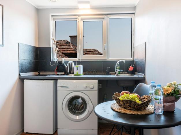 Lovely 1-bedroom In The Center Of Appartement